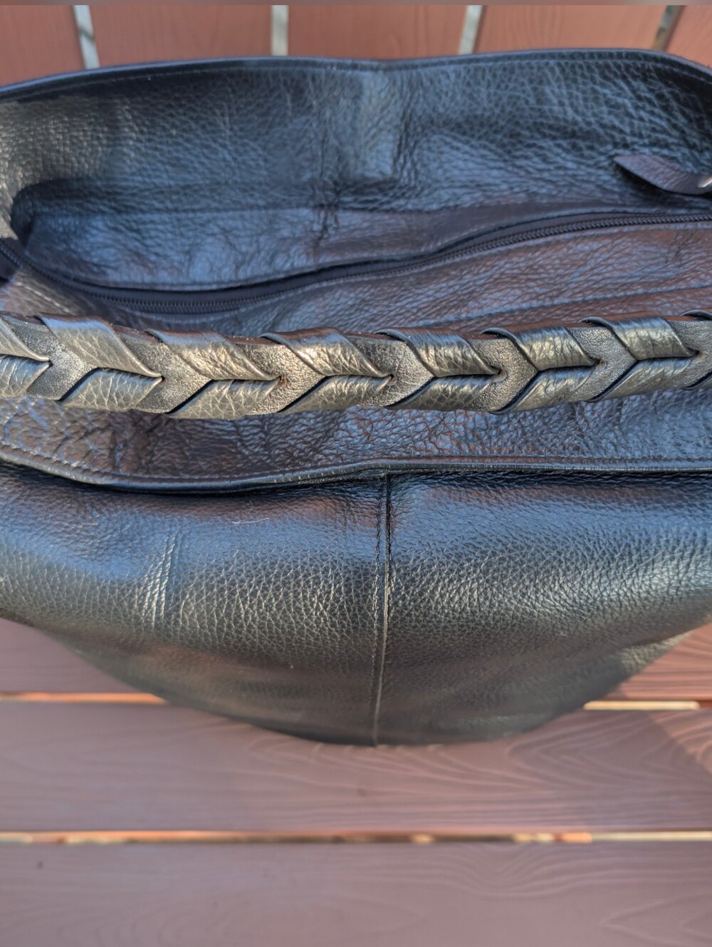 Leather  Large Tote Bag Purse. - Picture 5 of 10